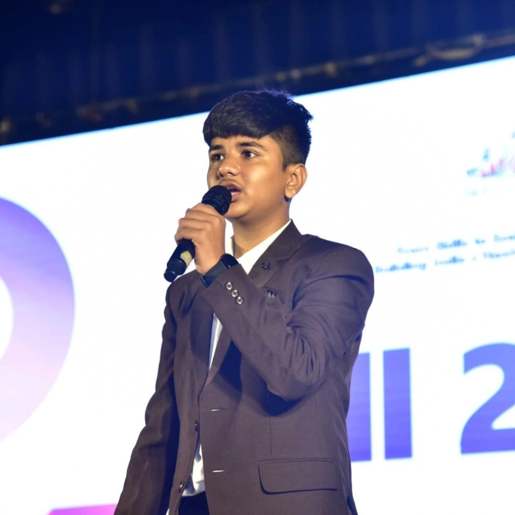 Ved Thakare, Founder & CEO